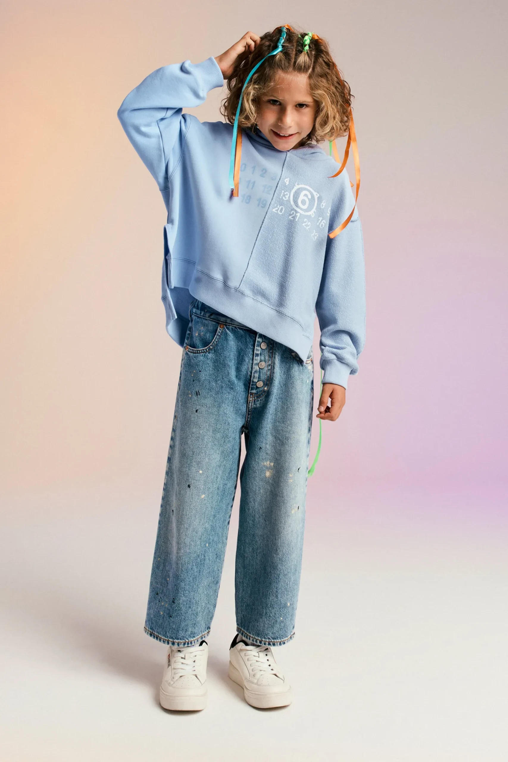 MM6 MAISON MARGIELA Jeans blu sfumato con color spots | Bambino Jeans | Denim-Mania