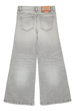 DIESEL JoggJeans® flare grigio con strappi - 1978 | Bambino Jeans | Denim-Mania