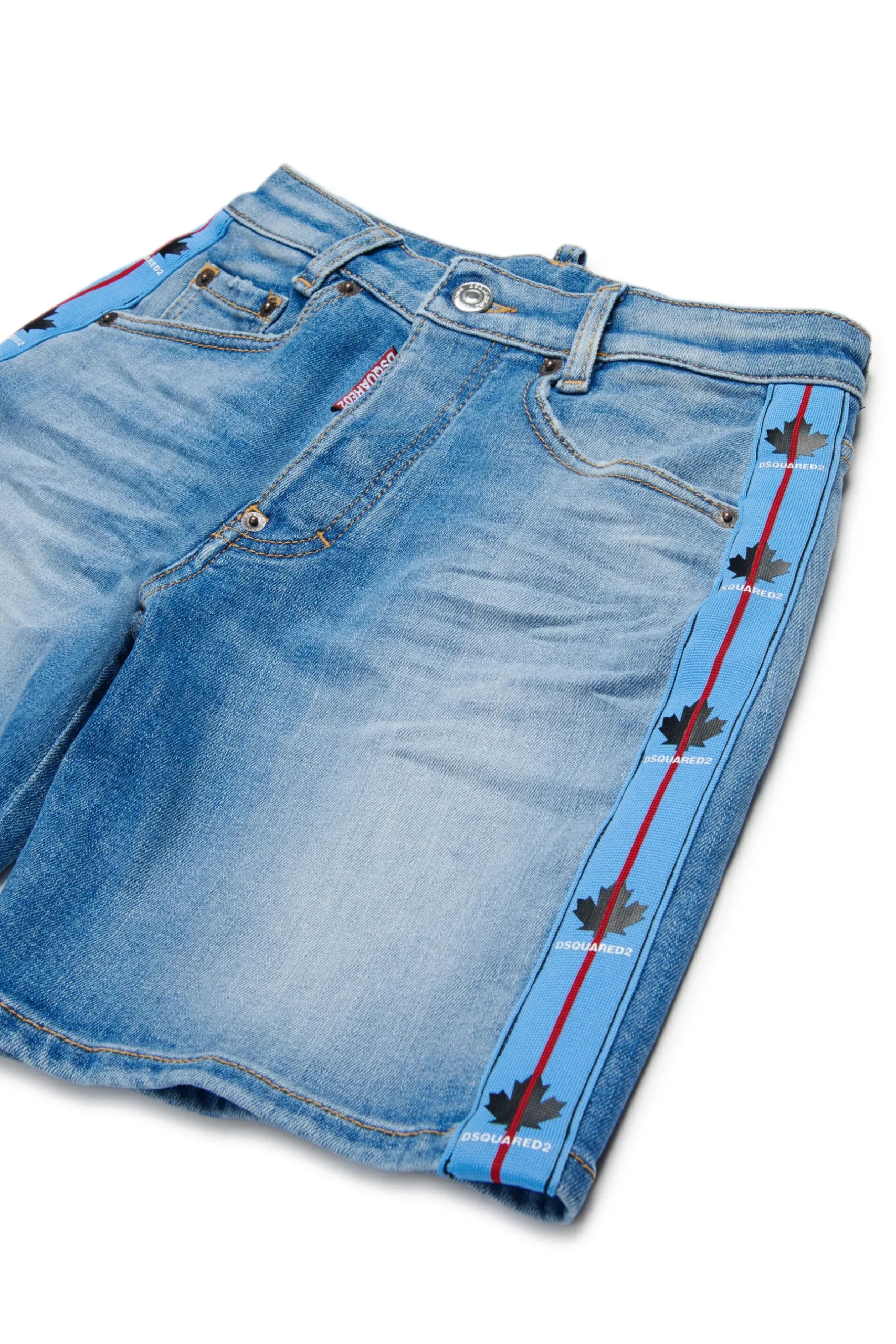 DSQUARED2 Shorts in denim sfumato con tape | Bambino Shorts | Shorts